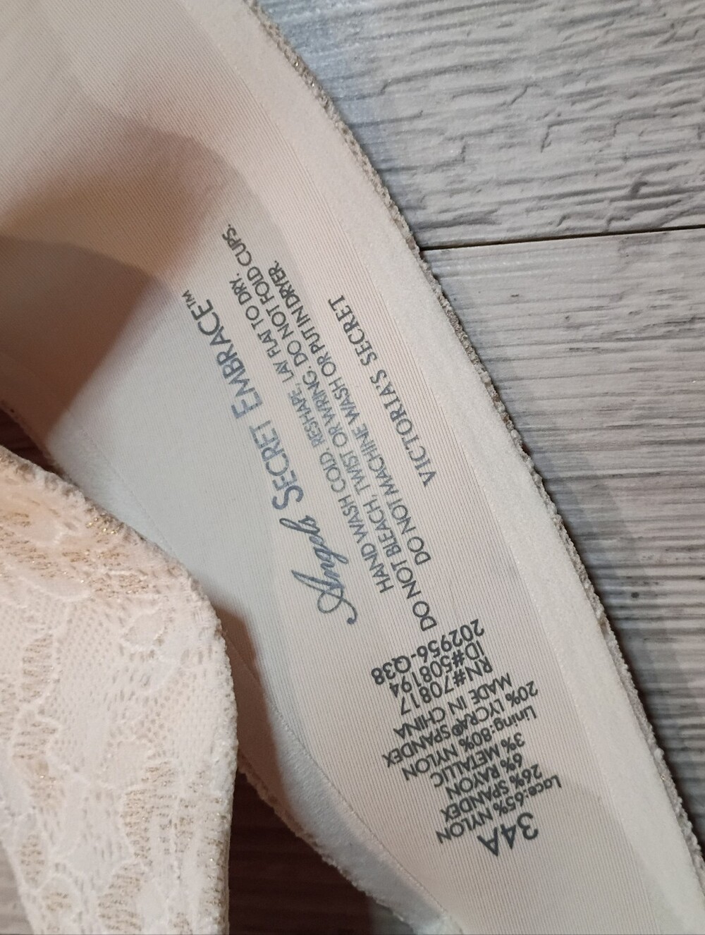 Victoria Secret - Picture 5 of 5